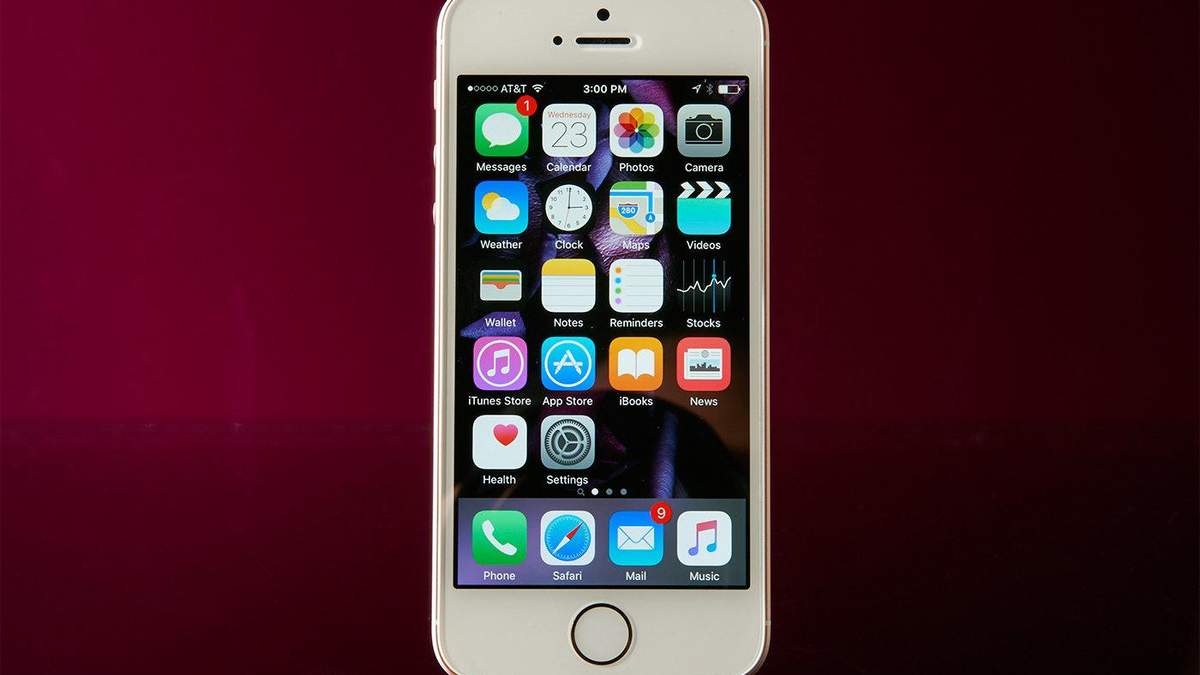 Єдиний бюджетник від Apple iPhone SE Єдиний бюджетник від Apple iPhone SE