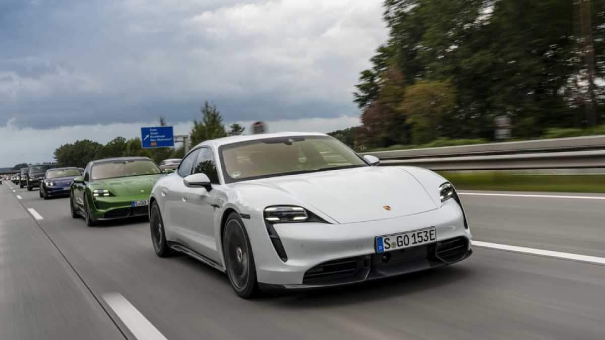 Первый электрокар Porsche Tyacan Первый электрокар Porsche Tyacan