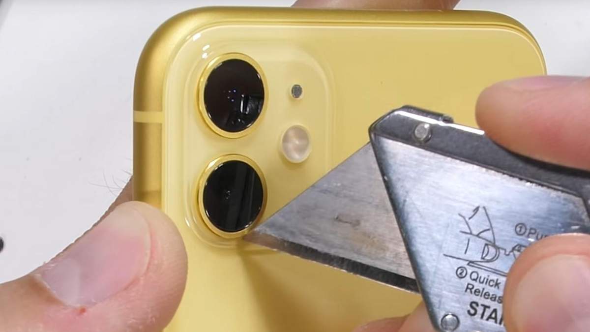 iPhone 11 пройшов тест на міцність iPhone 11 пройшов тест на міцність