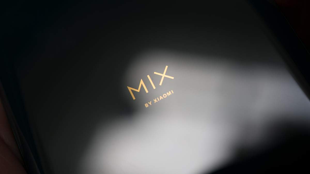 Xiaomi Mi Mix 4 все таки представлять Xiaomi Mi Mix 4 все таки представлять