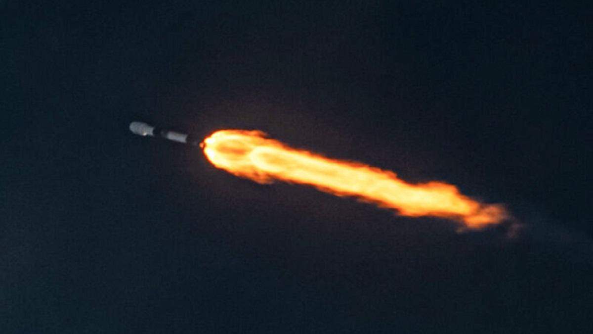 SpaceX успешно запустила и вернула ракету Falcon 9