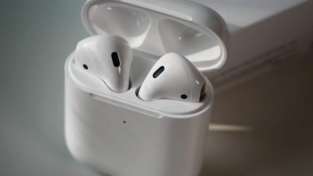 Нове покоління Apple AirPods з'явилося на фото - Техно 24 Нове покоління Apple AirPods з'явилося на фото - Техно 24