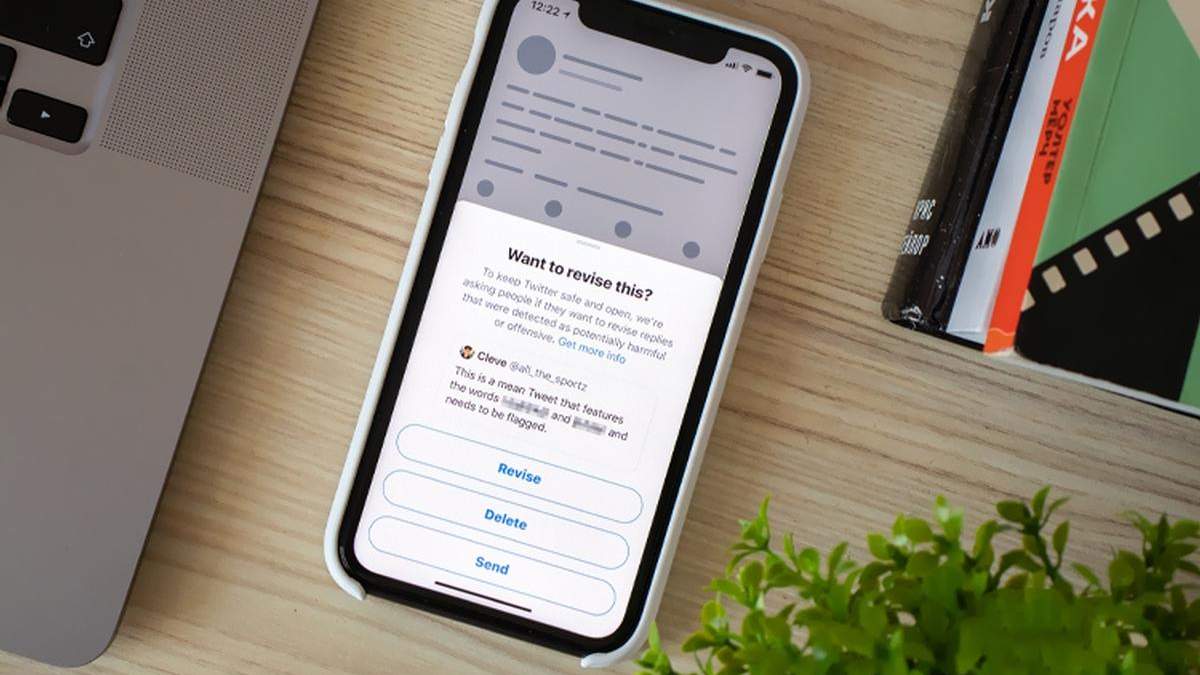 Twitter тестирует новую функцию для гневных и оскорбительных постов Twitter тестирует новую функцию для гневных и оскорбительных постов