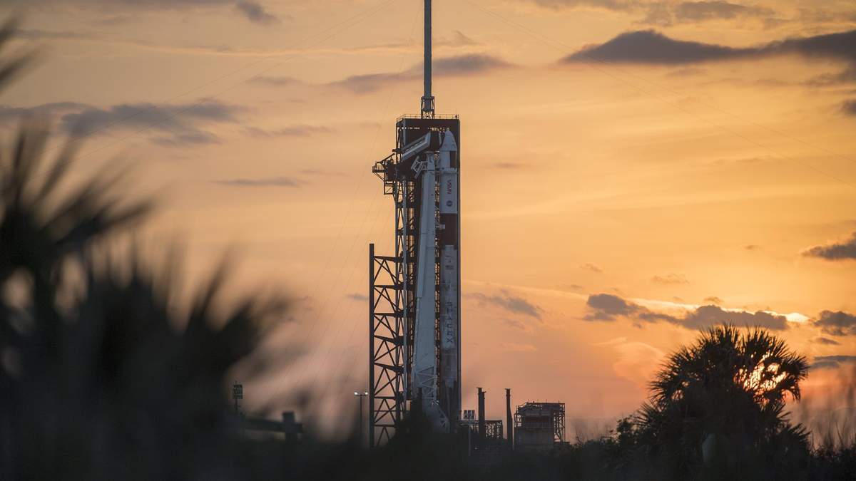 NASA та SpaceX відправлять другий екіпаж до МКС: дата польоту і деталі