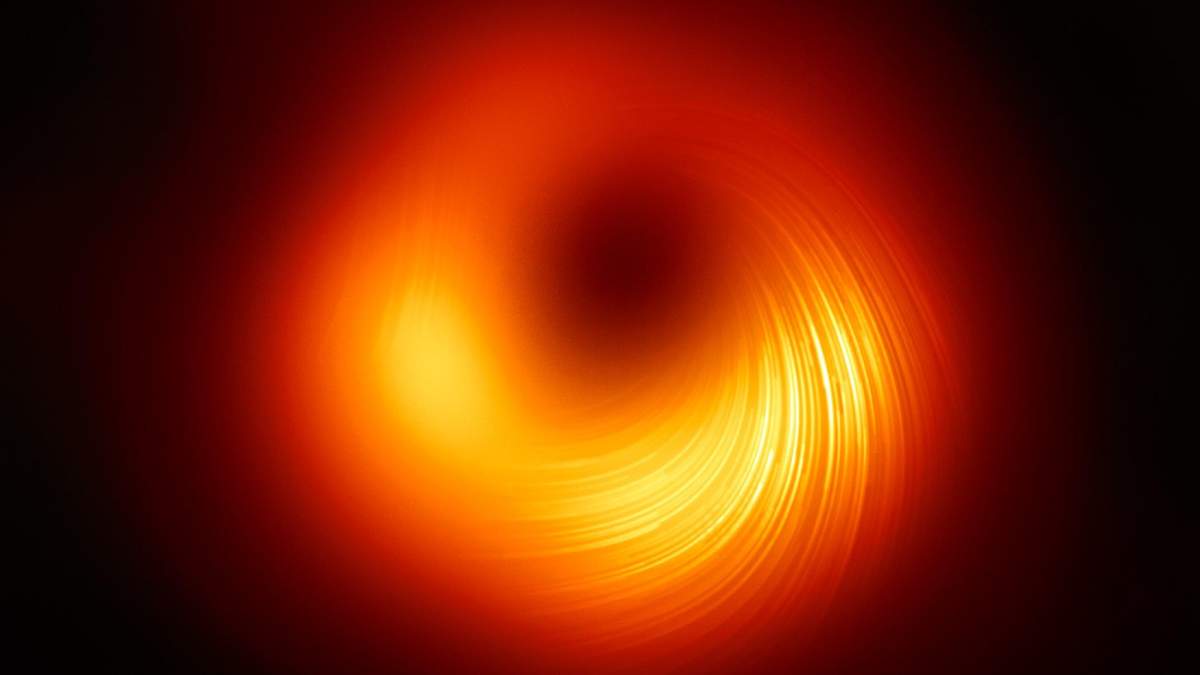Сверхмассивная черная дыра: ученые рассказали о механизме образования