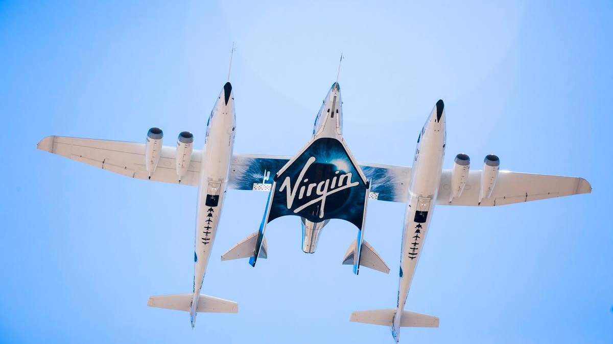 Virgin Galactic показала найкращі моменти суборбітального польоту