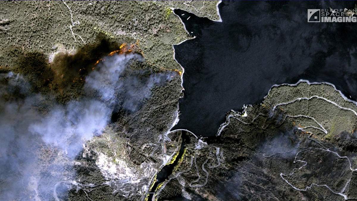 Пожежі в курортній Туреччині: супутникові фотографії пожеж у Туреччині