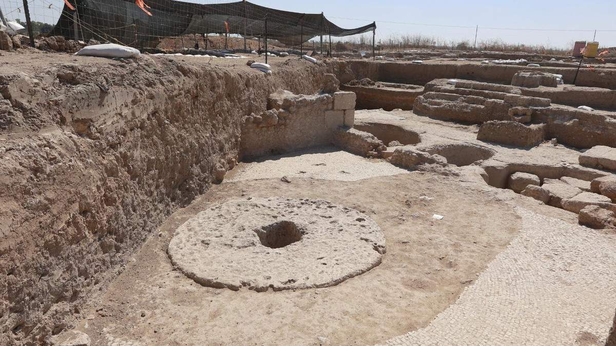 В Израиле нашли древний винодельческий завод, который работал более 1000 лет назад