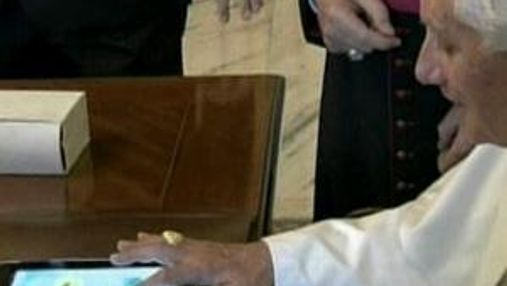 Бенедикт XVI почав користуватися сервісом мікроблогів