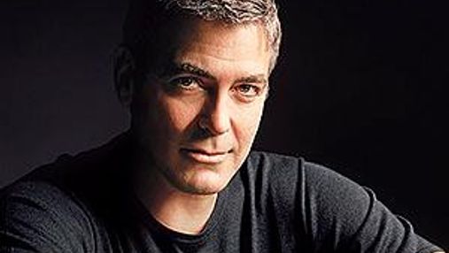 Джордж Клуни хочет сыграть главную роль в биографии Джобса