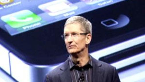 Тим Кук стал самым высокооплачиваемым руководителем Apple за всю историю компании