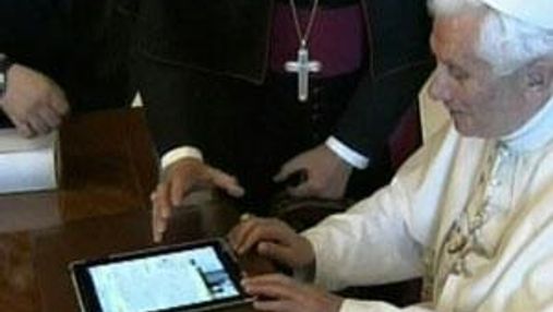 Бенедикт XVI будет активно писать в Twitter во время Великого поста