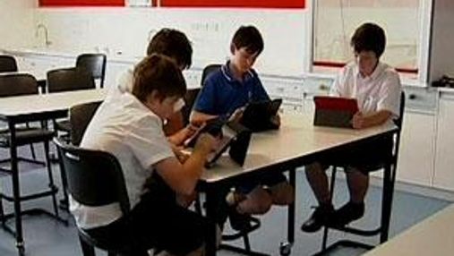 В одній із шкіл Австралії перейшли на навчання на планшетних комп'ютерах