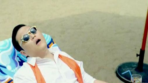 Клип Gangnam Style - самое популярное видео года
