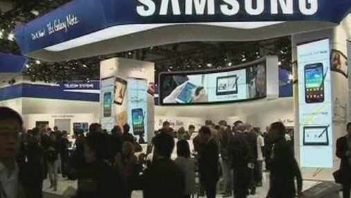 Samsung став лідером з продажів мобільних телефонів