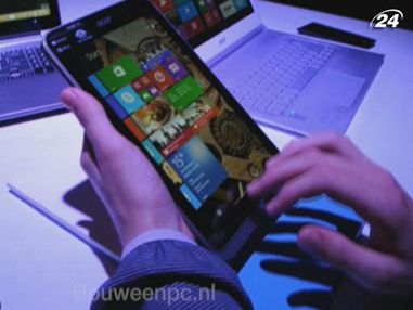 Новації тижня: реактивний рюкзак, планшет Acer та оновлена Windows 8 Новації тижня: реактивний рюкзак, планшет Acer та оновлена Windows 8