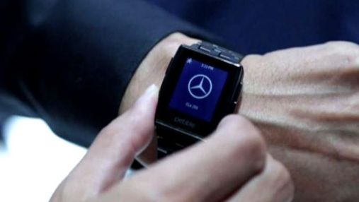 CES 2014: Android в авто, розумний годинник Mercedes, комерційний безпілотник