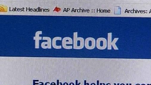 4 февраля Цукерберг запустил самую популярную соцсеть в истории - Facebook