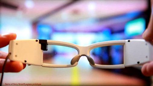 Розумні окуляри Sony, продажі планшетофону Nokia та оновлення від Microsoft