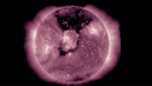 На Сонці знайшли гігантську діру