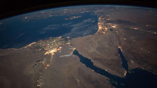 Как выглядит наша планета ночью: впечатляющие фото от NASA