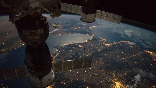 Астронавт показав, як виглядають "ворота у Середземне море" з космосу