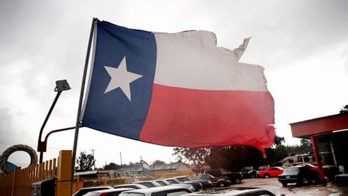 Ураган Харві лютує в Техасі: Facebook активував "безпечну" кнопку