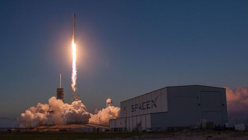 Falcon 9 вдруге за тиждень відправився в космос з надсучасним супутником EchoStar 105