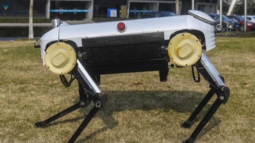 Китайські інженери представили "чотирилапого" робота на ймення Цзюеін: фото