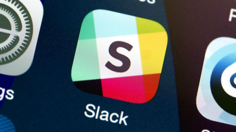 Корпоративный мессенджер разрешил руководителям читать переписку подчиненных