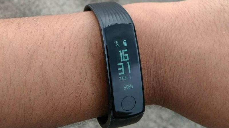 Не Xiaomi Mi Band 2: назвали самый популярный фитнес-браслет в мире