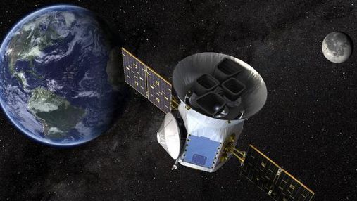 SpaceX вивів на орбіту супутник TESS для пошуку позаземного життя: захоплююче відео запуску