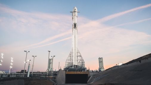 Space X перенесла запуск Falcon 9 Block 5