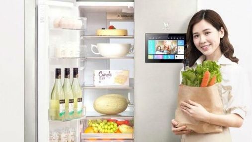 Xiaomi представила холодильник со встроенным планшетом: фото