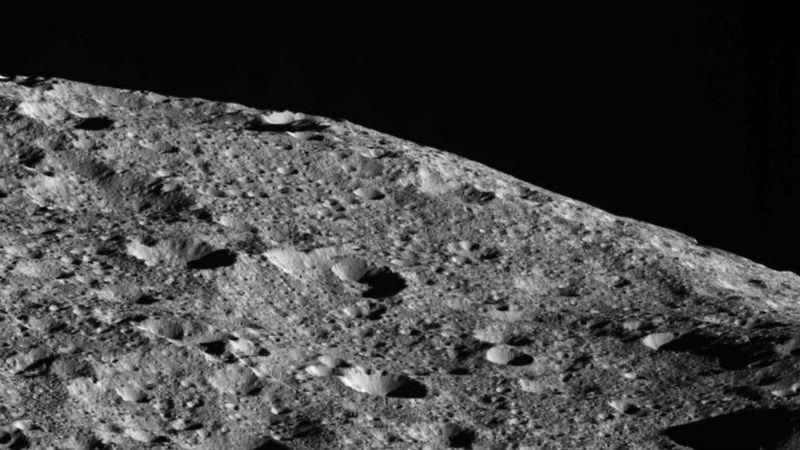 Впервые в истории: зонд NASA вплотную приблизится к планете Церере