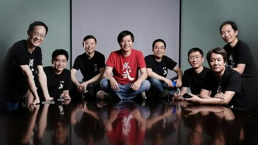 Якими смартфонами користуються керівники Xiaomi 