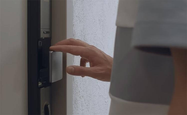 Умный замок Samsung SHP-DR900 - обзор, фото и характеристики