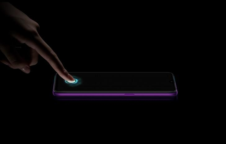 Смартфон Oppo R17 Pro с тройной камерой и двойным аккумулятором представили официально