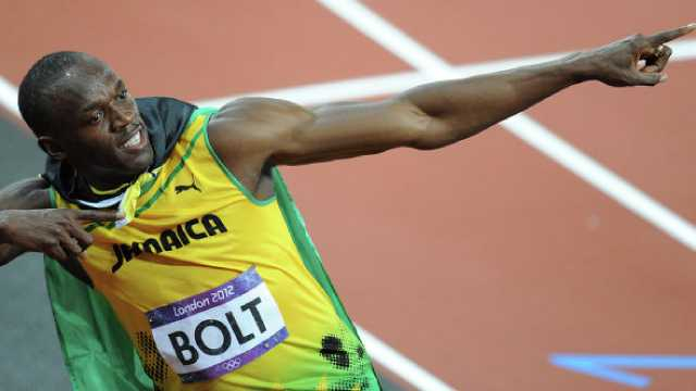 Самый быстрый легкоатлет планеты устроил забег в невесомости: видео