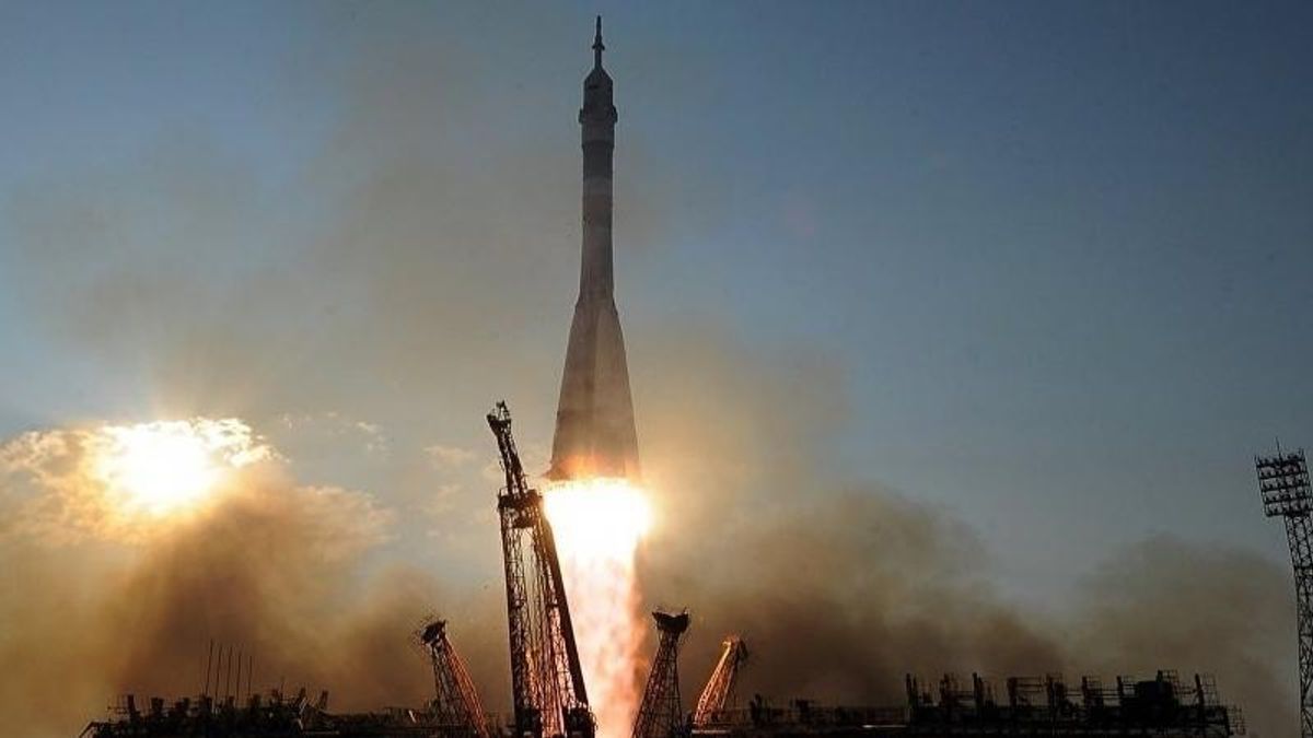 Авария с ракетой "Союз": астронавты могут надолго застрять на МКС