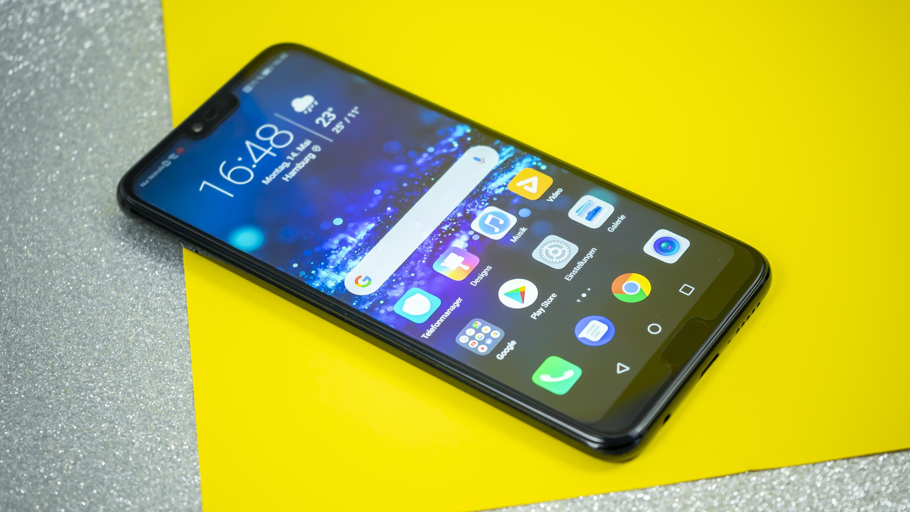 Определили смартфон, который активнее всего покупали в октябре