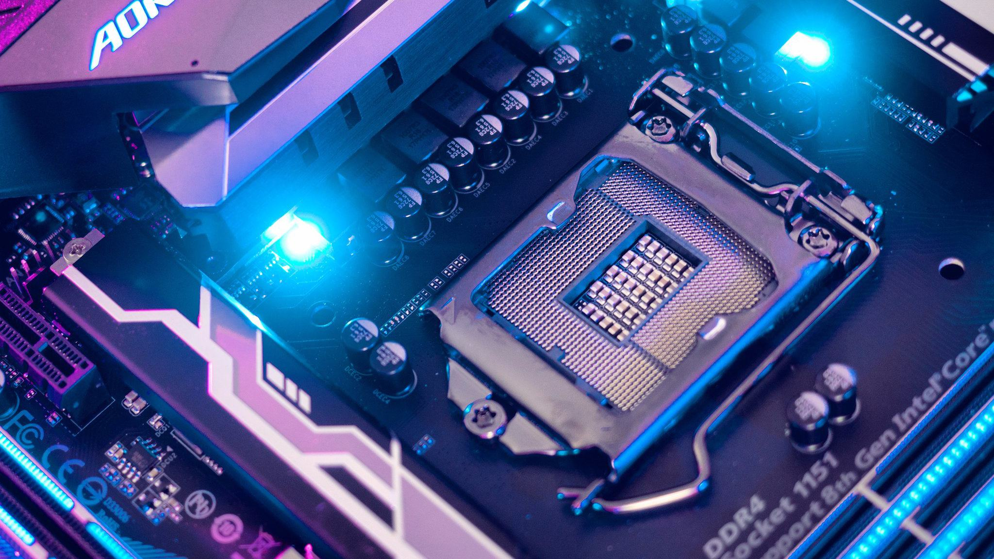 Intel Core i9-9900KF: новий процесор "засвітився" на сторінках онлайн-магазину