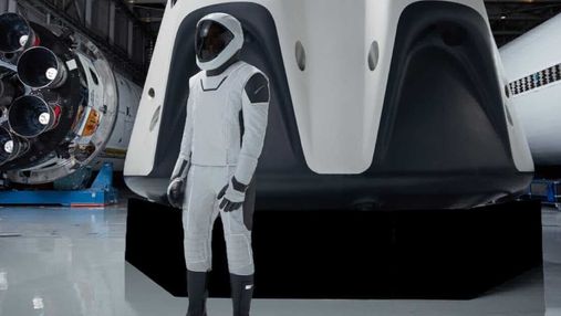 SpaceX запустить корабель Crew Dragon з жіночим манекеном на борту 