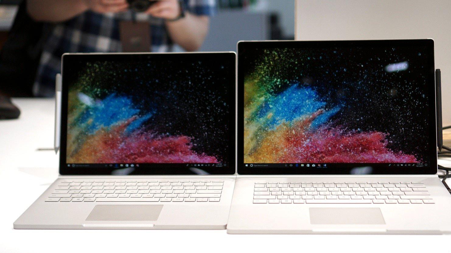 Microsoft готується представити оновлені ноутбуки-трансформери Surface Book 2 