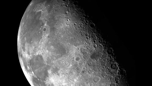 Китайцы планируют осуществить высадку человека на Луну