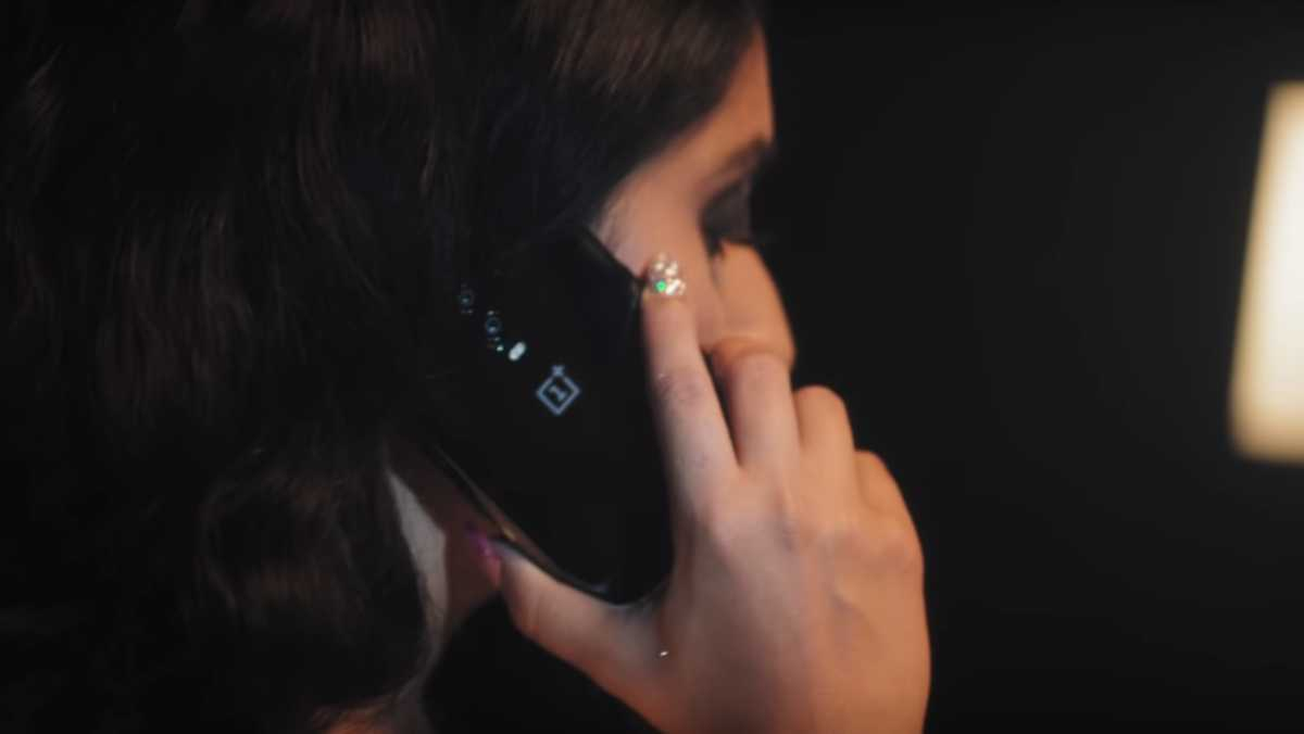 Смартфон OnePlus 7 будет выглядеть не так, как показывали инсайдеры: фото