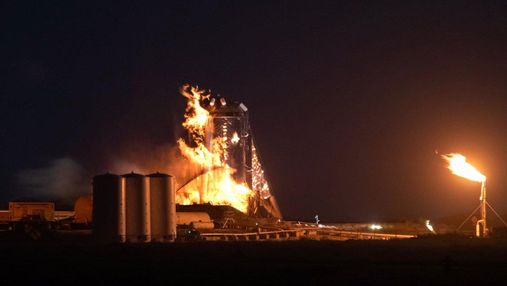 Прототип корабля SpaceX загорівся під час випробувань: відео 