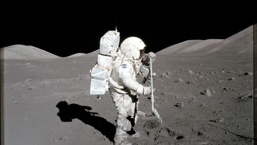 К годовщине Apollo 11: NASA показало панорамное фото с Луны