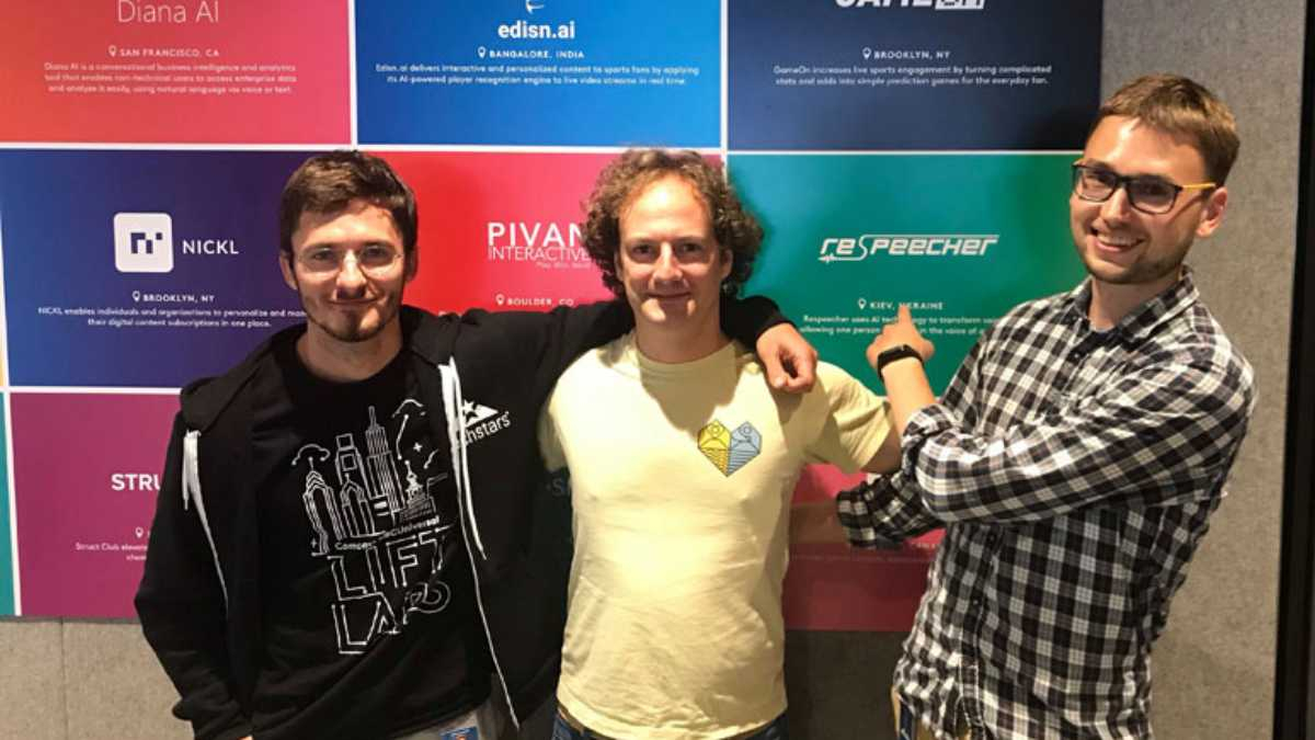 Украинцы запустили сервис, воспроизводящий голос любого человека