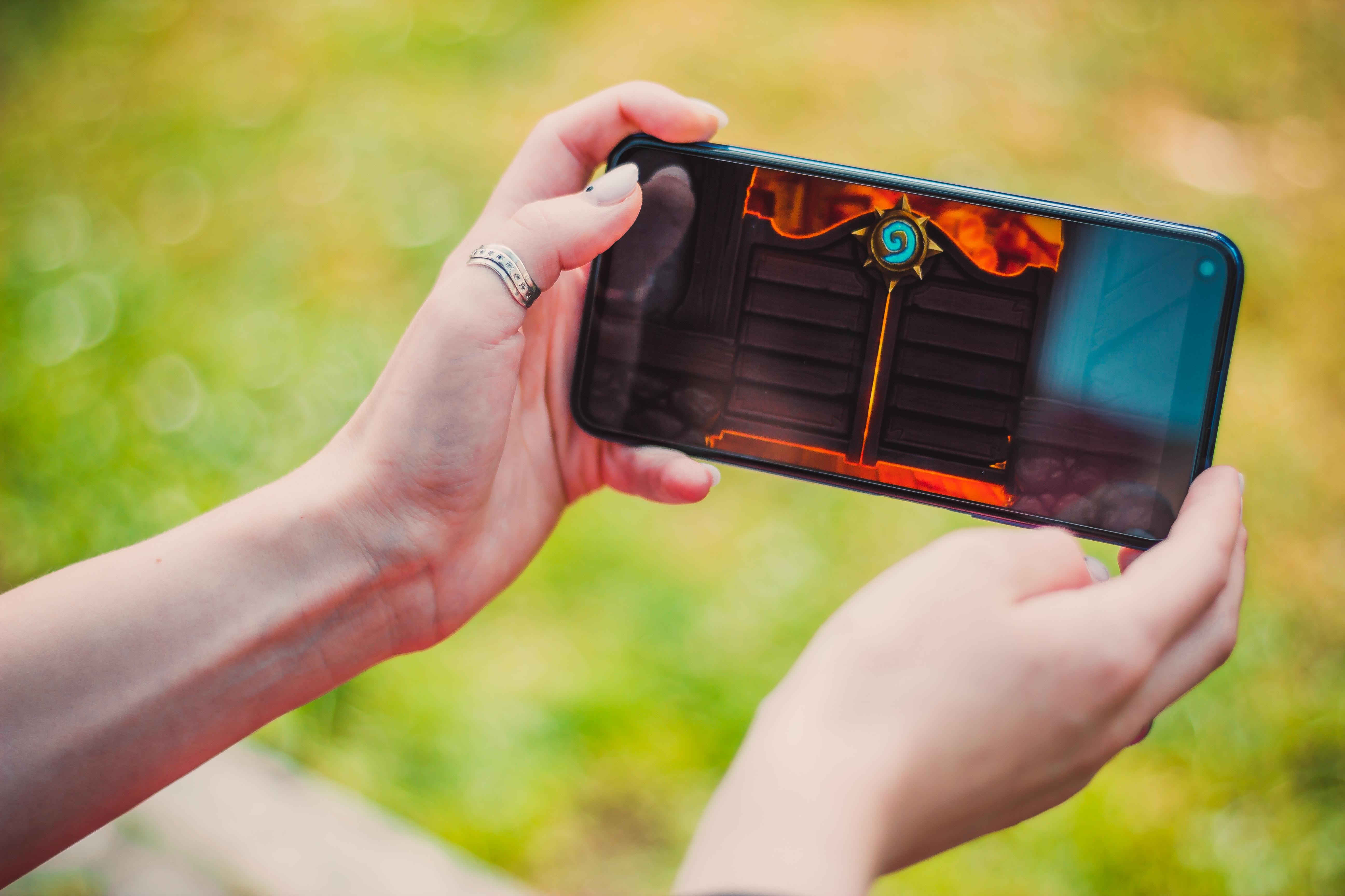 В Украине распространяется мошенничество со смартфонами: как избежать развода